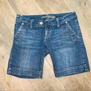 American Eagle Denim Jean Shorts Sz: 4